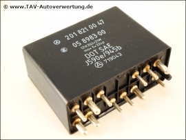 Klicken um zu vergrößern Relais Mercedes A 2018210047 Lk 05898300 DOT SAE J590e/945b 719043
