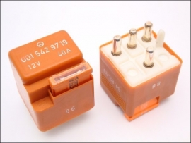 Klicken um zu vergrößern Relais 12V 40A A 0015429719 $ 899885000 Mercedes W124 W126 W201 R129