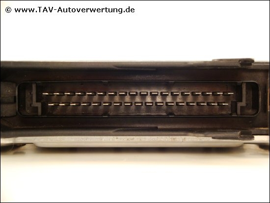 Engine control unit Bosch 0-280-000-586 9-119-488 28RT7541 Saab 9000 2. ...