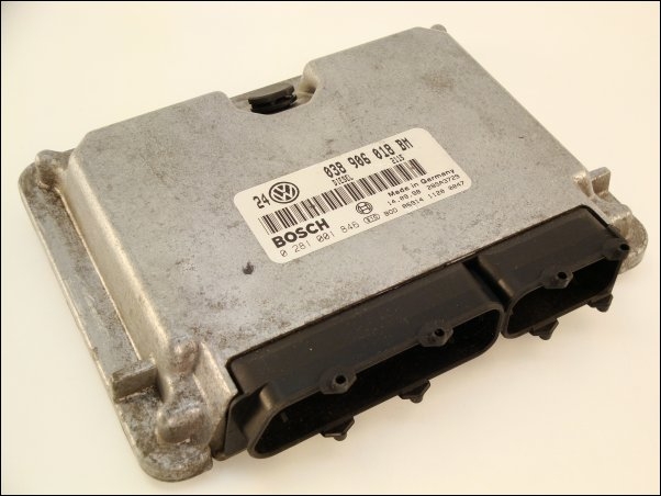Engine Control Unit Volkswagen Engine control unit Bosch 0-281-001-846 038-906-018-BM VW Bora Golf 1.9