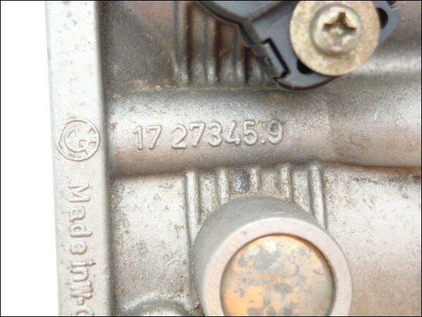 Drosselklappenstutzen 1727345.9 13541739206 13631721456 BMW E30 E36 ...