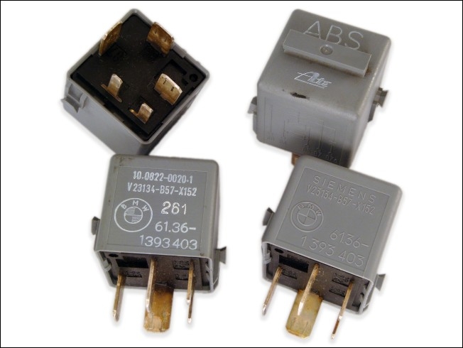 Реле v23134 m52 x157 Реле v23134 m52 x157
