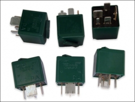 Klicken um zu vergrößern Relay 12V 70A Ford 95BG8C616E1B 1021919 V23141A1X9
